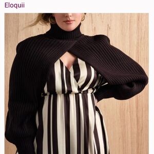 Eloquii Women's brown turtleneck sweater sleeve scarf.